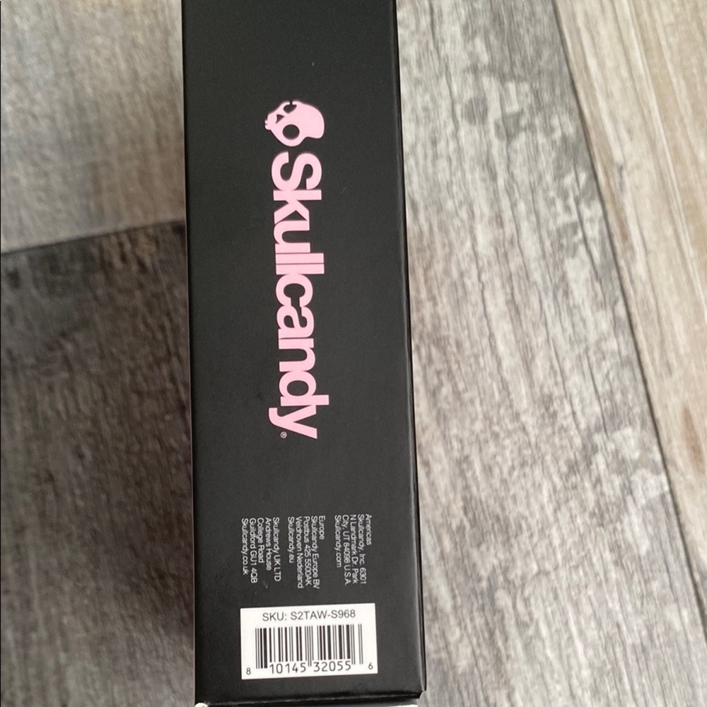 Skullcandy Pink Audio Accessories - Picture 4 of 8